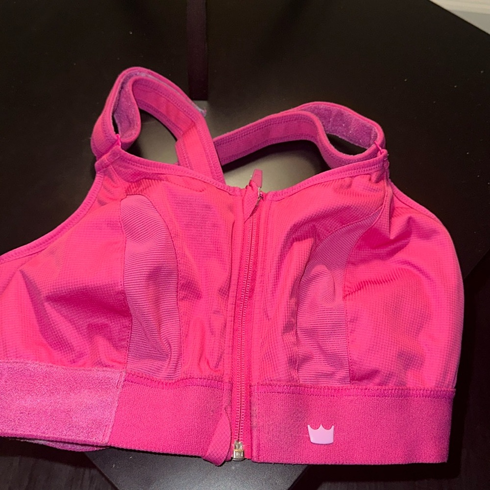 Pink shefit 1luxe sports bra
